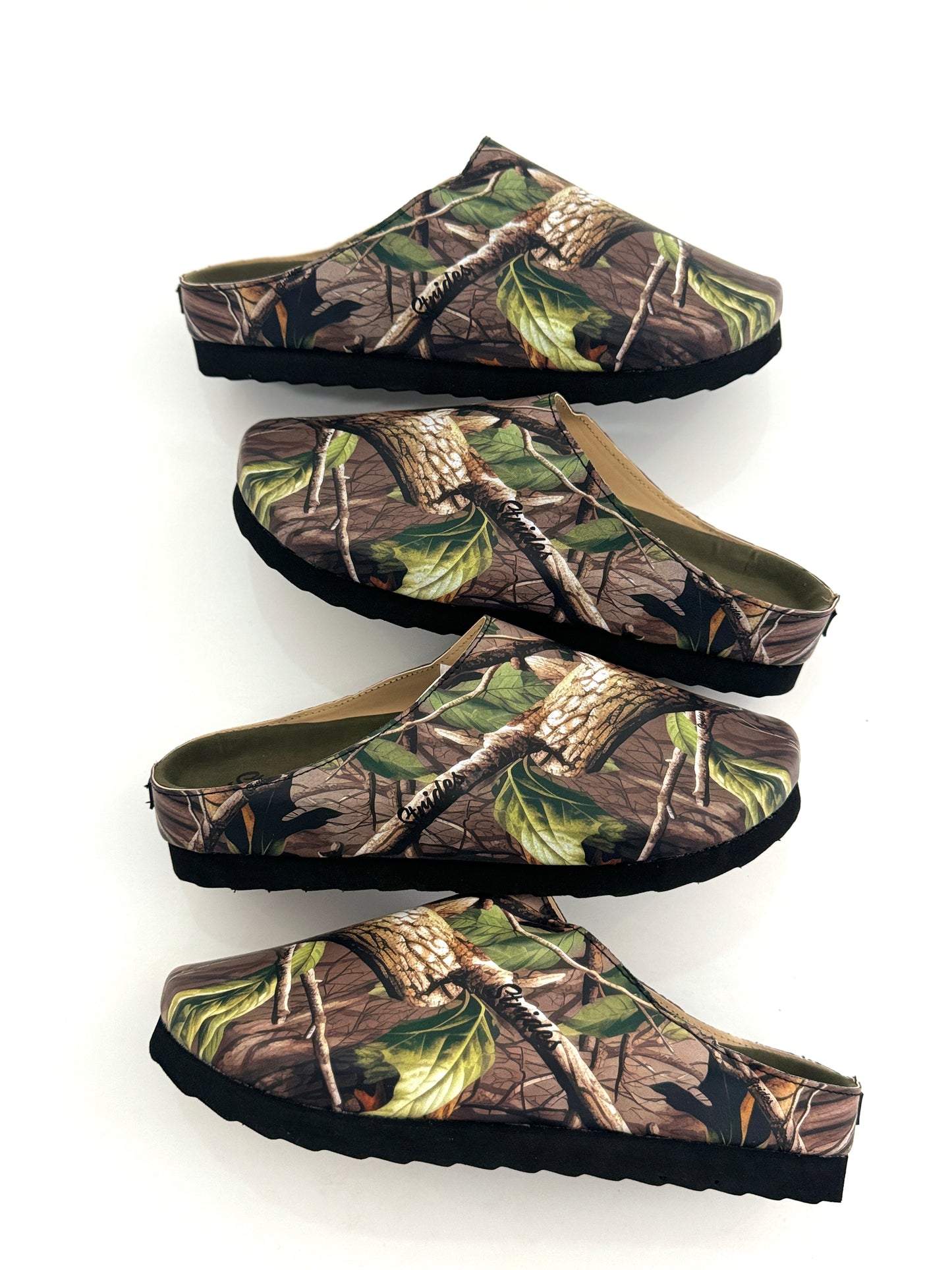 Strides "Realtree" Premium Clogs