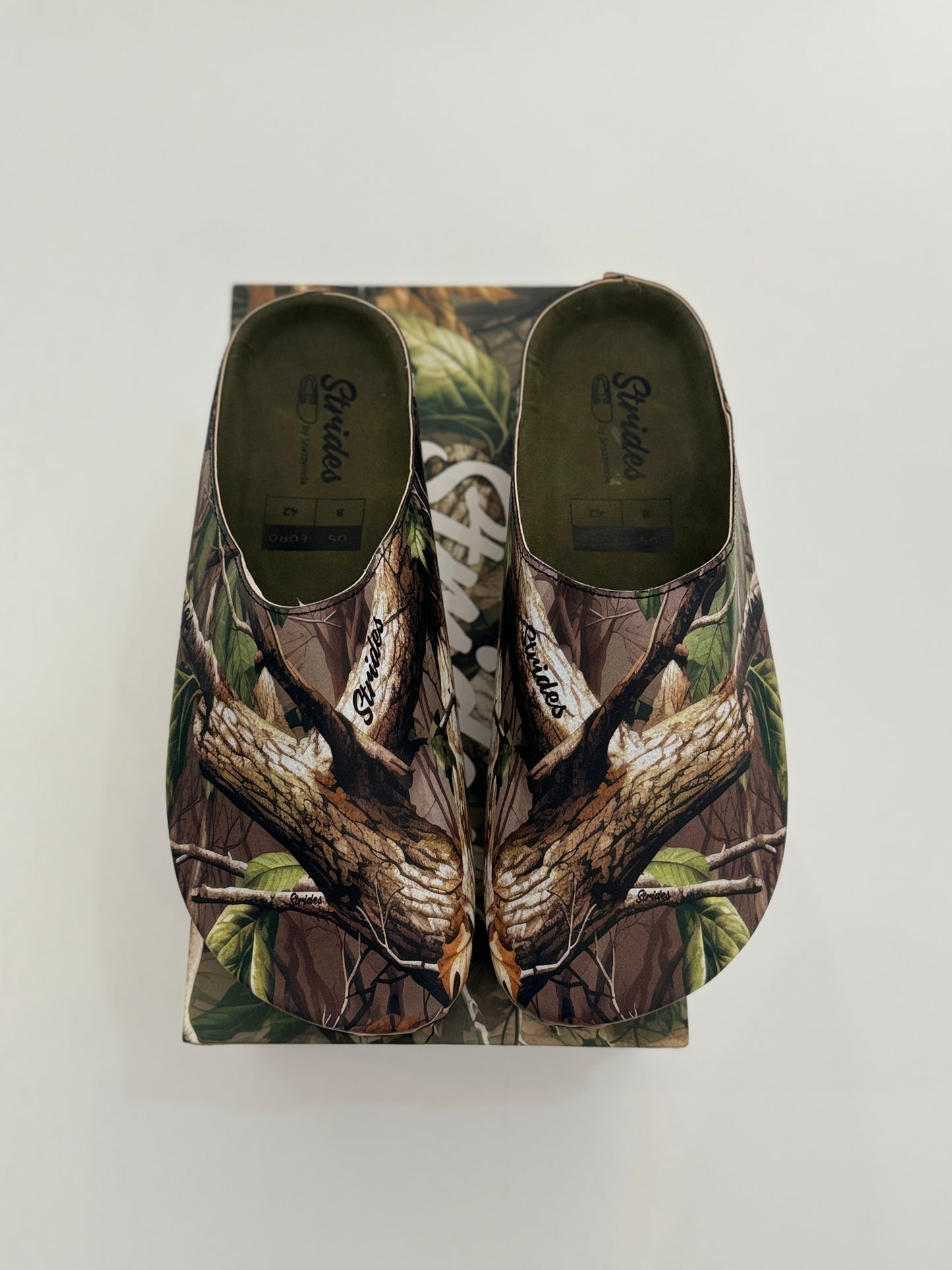 Strides "Realtree" Premium Clogs