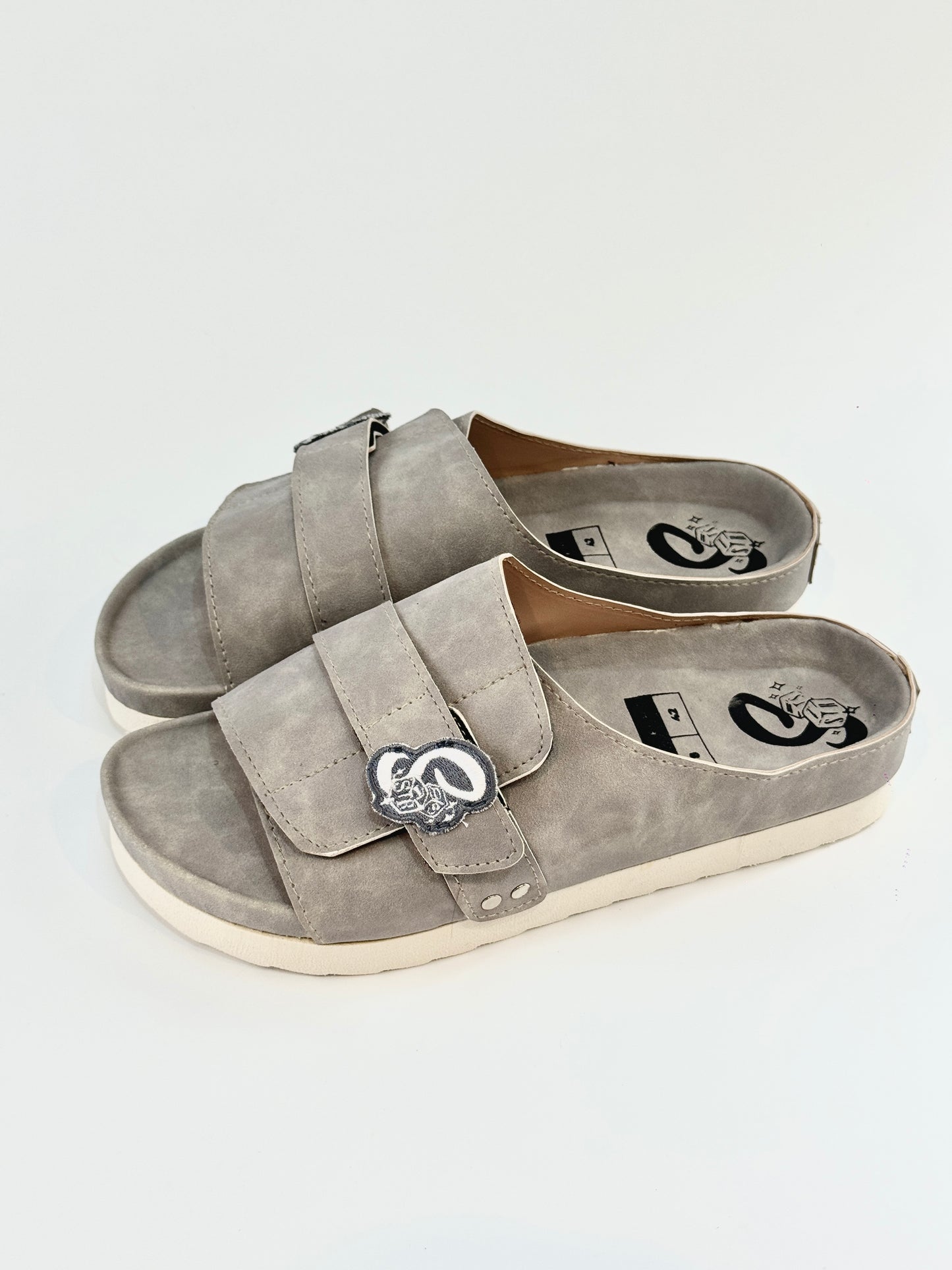 Strides “Ash” Premium Slides