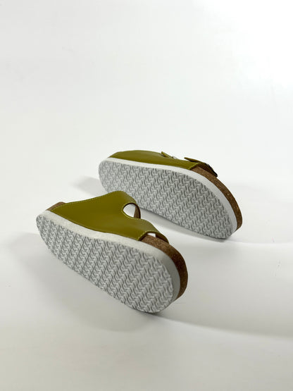 Strides “Avocado” 2 Strap Slides