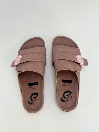Strides “Kate” Premium Slides