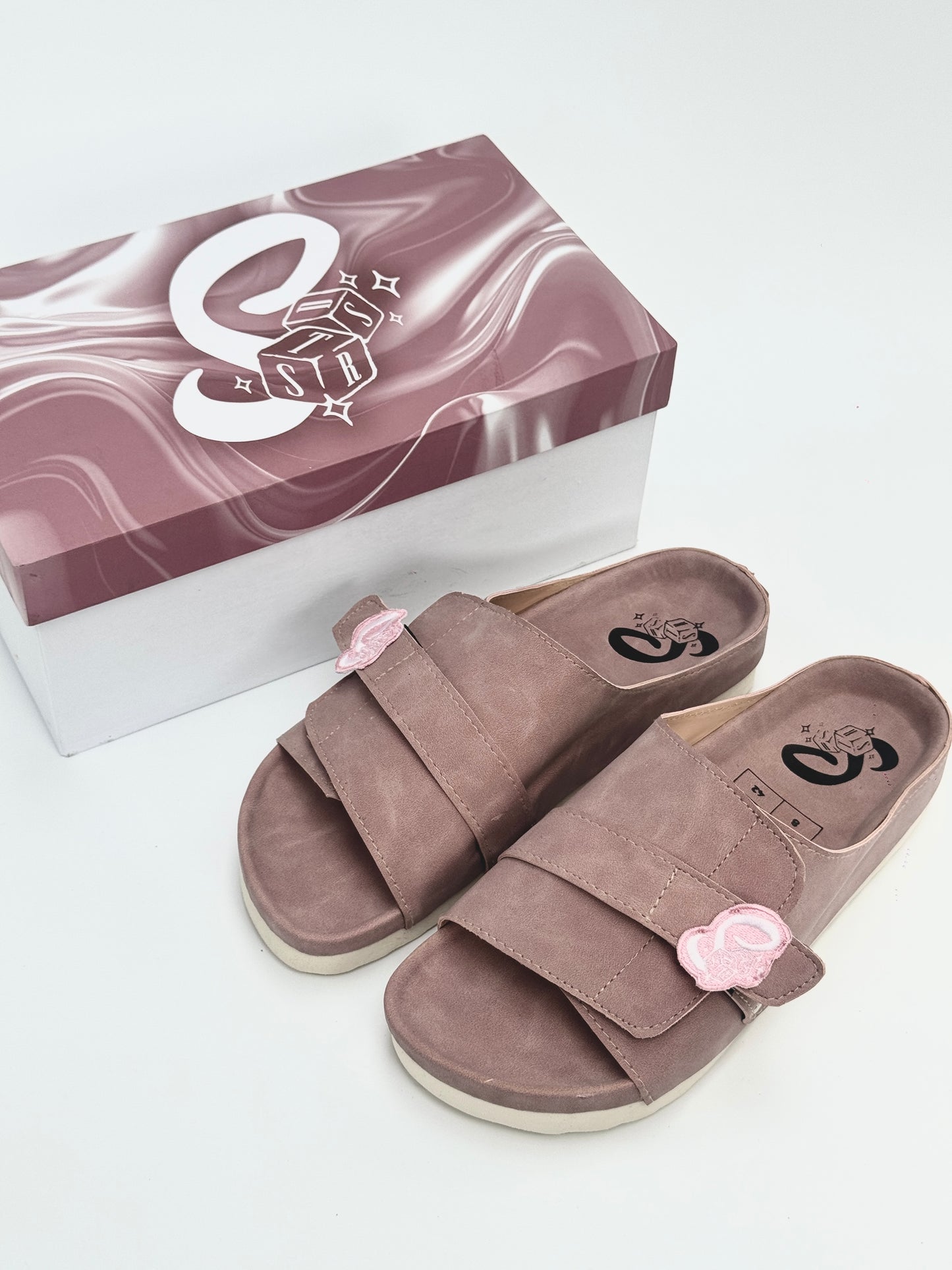 Strides “Kate” Premium Slides