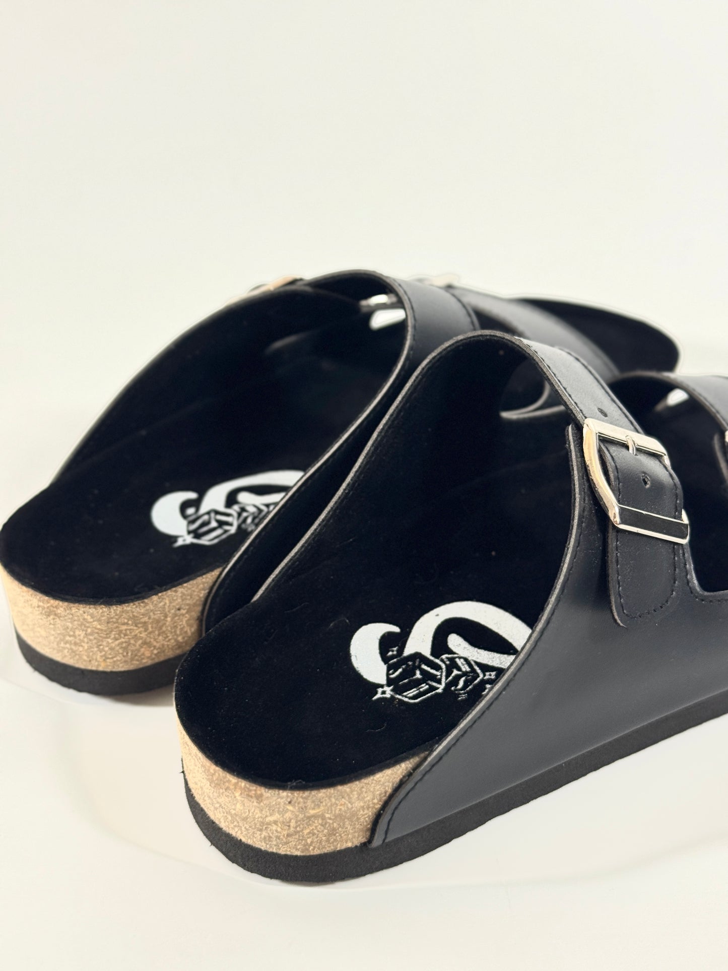 Strides “Oreo” 2 Strap Slides